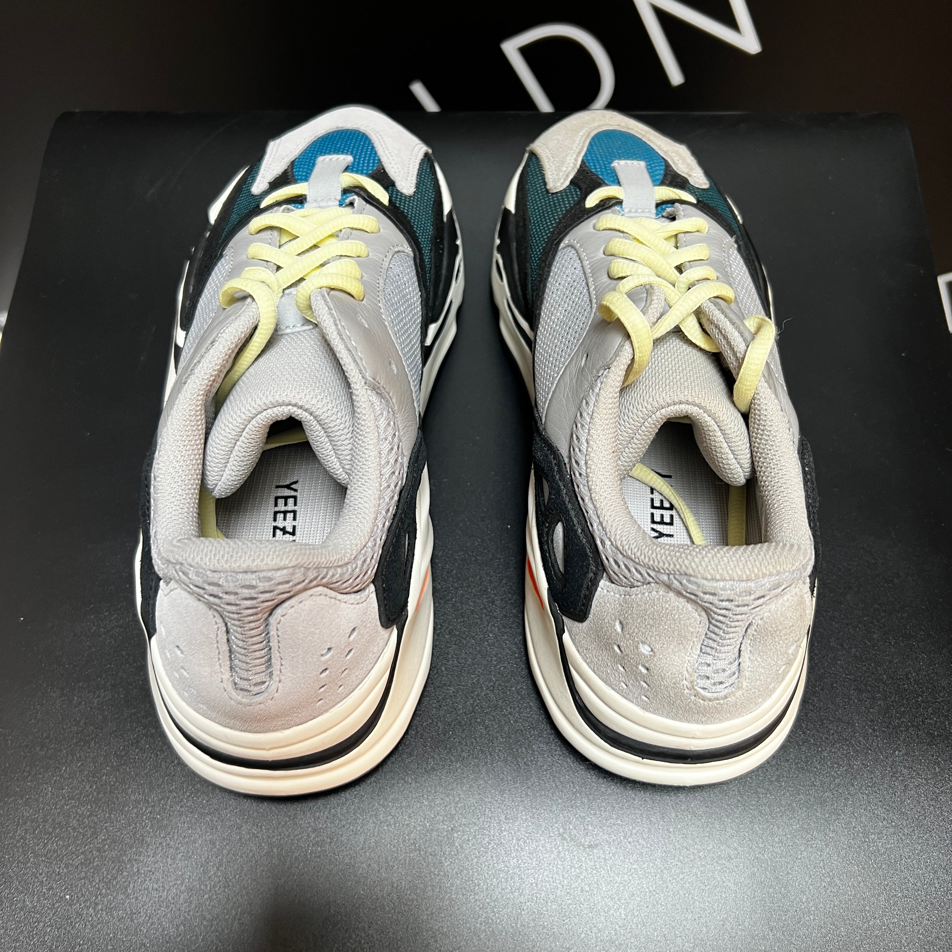 EX-DISPLAY - YEEZY BOOST 700 WAVE RUNNER