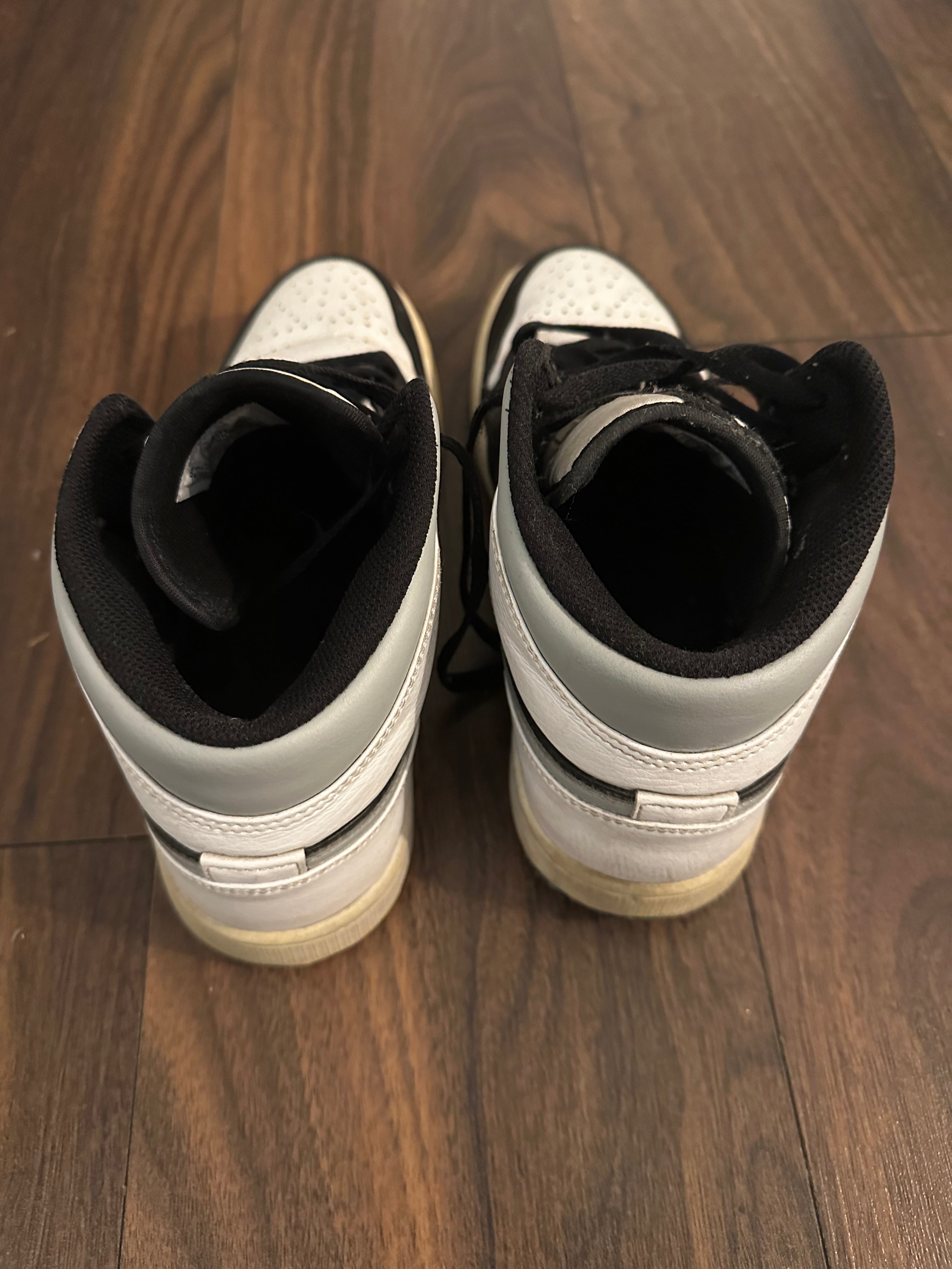 PRE LOVED - JORDAN 1 MID WHITE SHADOW (M)