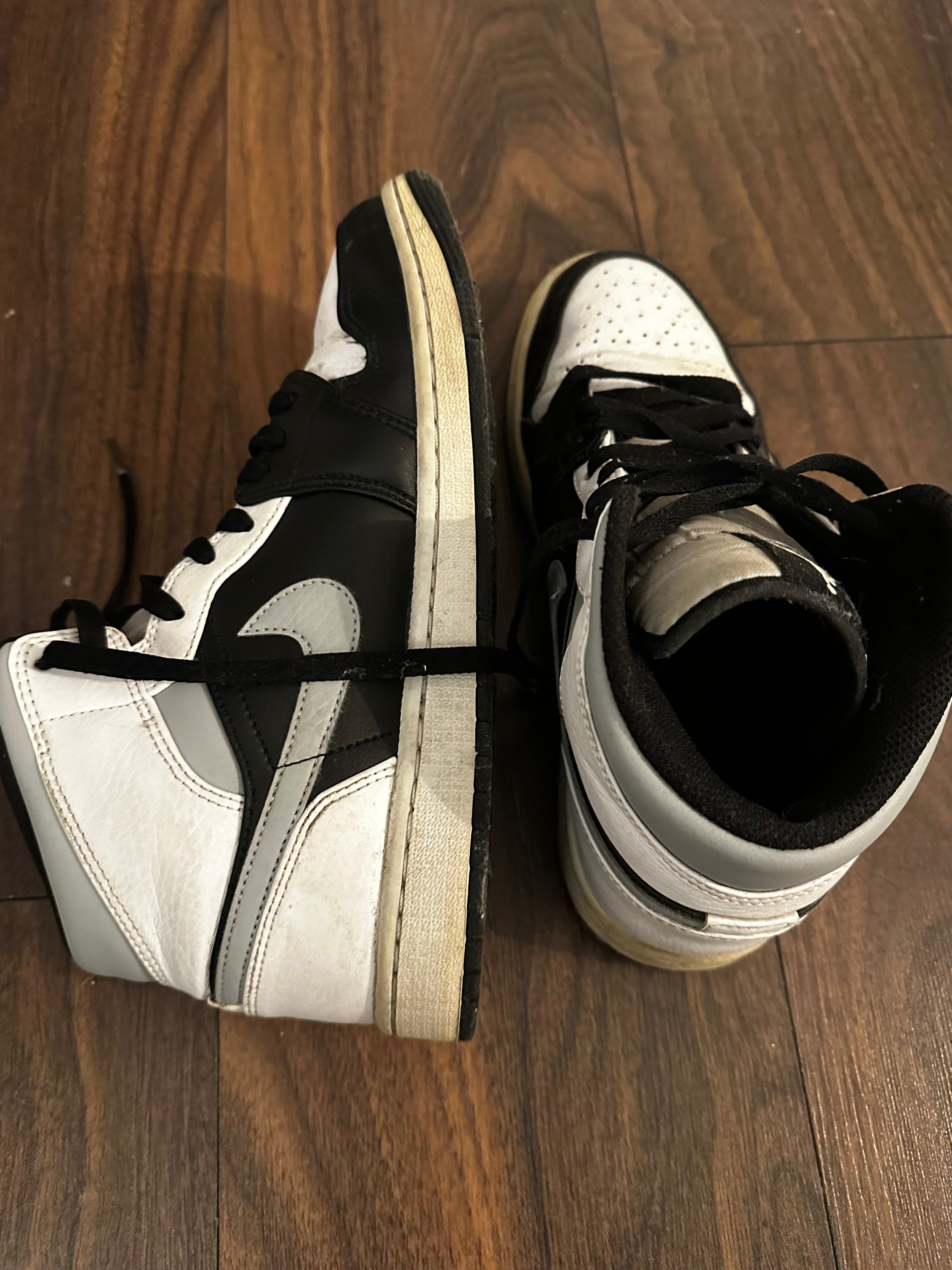 PRE LOVED - JORDAN 1 MID WHITE SHADOW (M)