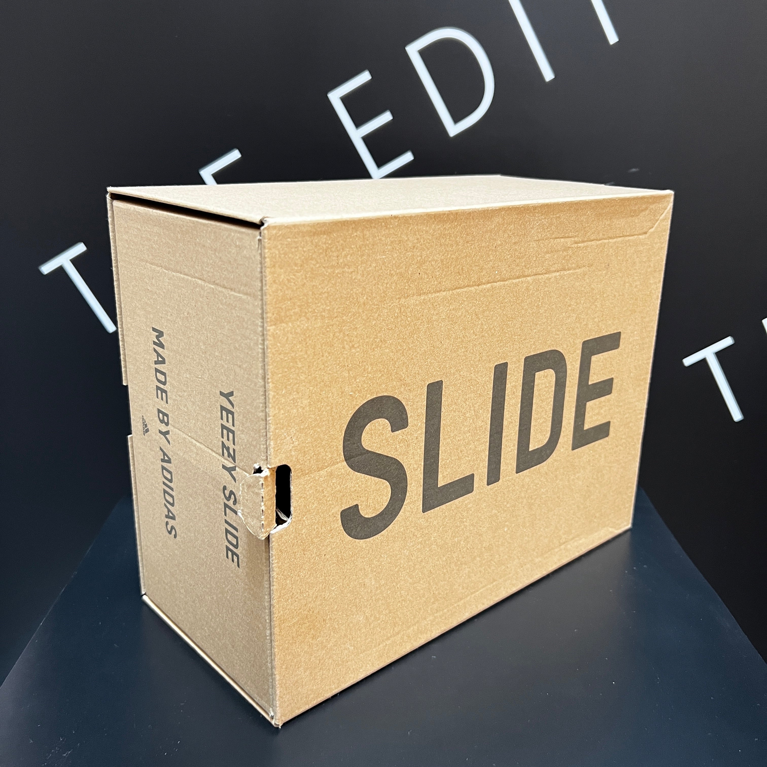 EX-DISPLAY - YEEZY SLIDE PURE