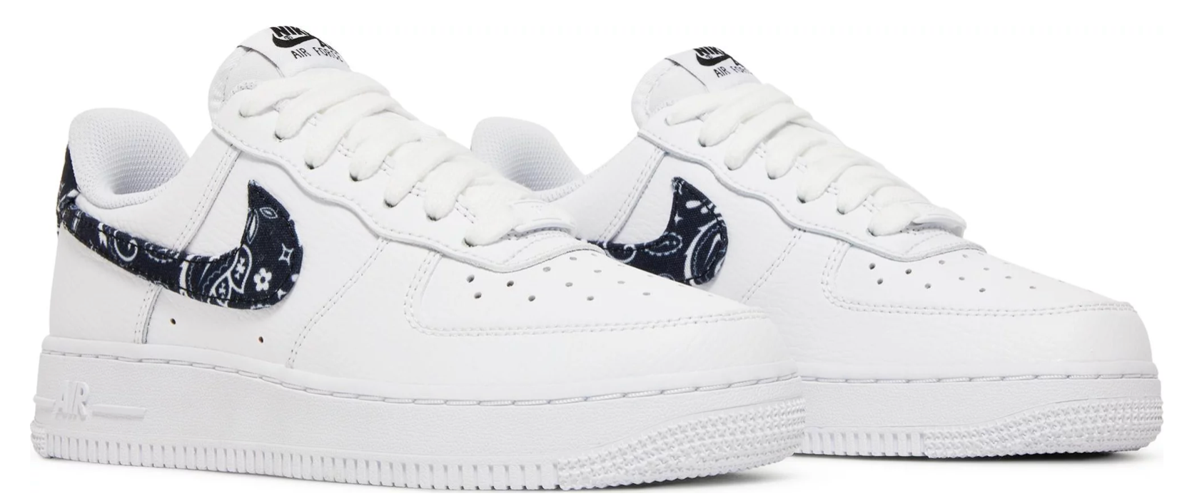 NIKE AIR FORCE1 LOW '07 ESSENTIAL WHITE BLACK PAISLEY (W)