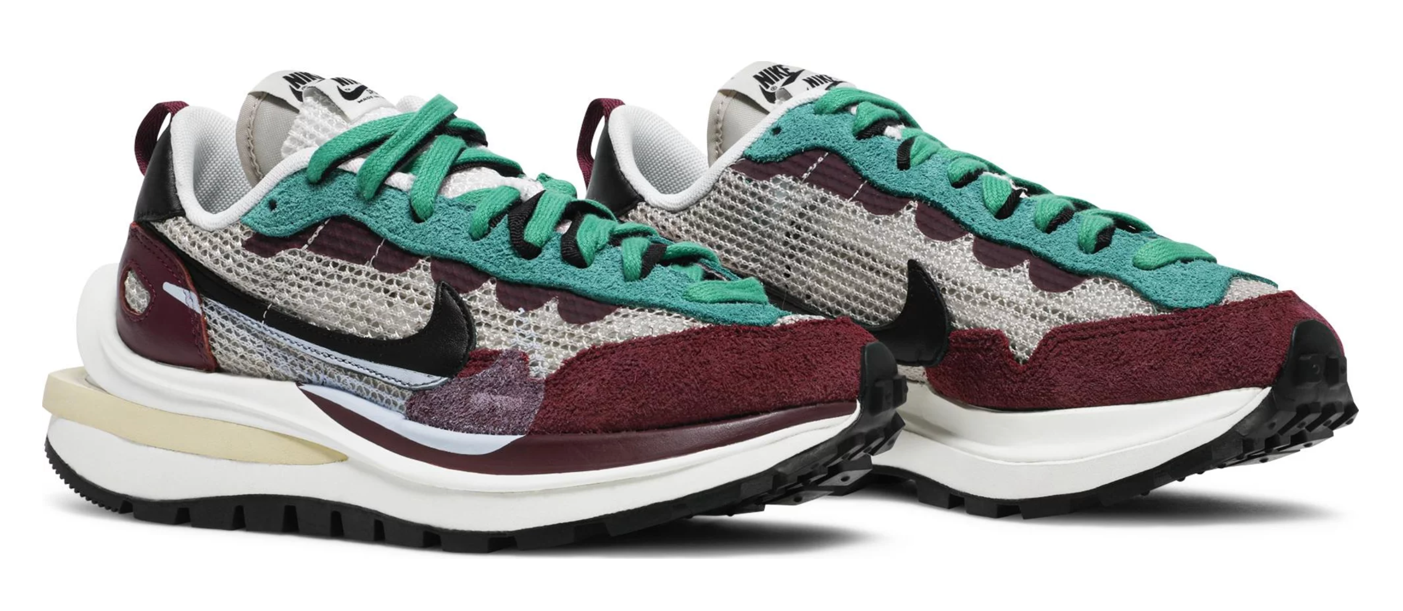 NIKE SACAI VAPORWAFFLE VILLAIN RED NEPTUNE GREEN