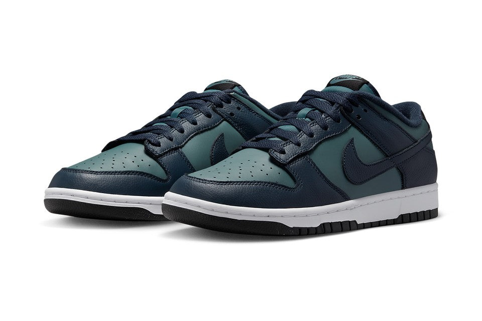 NIKE DUNK LOW ARMORY NAVY