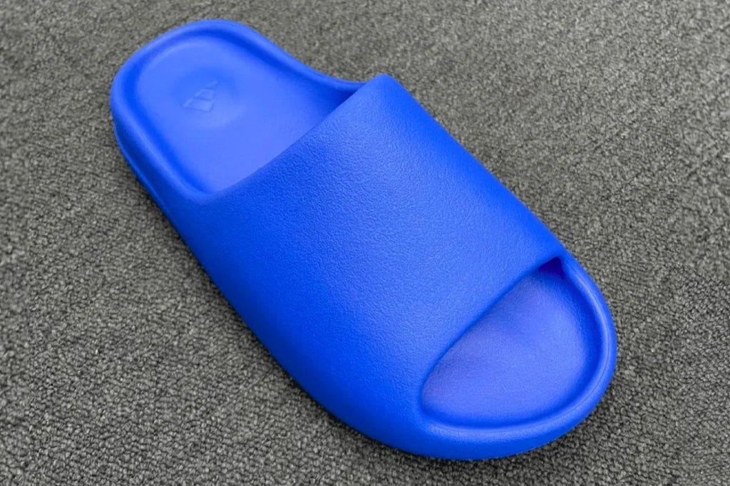 men yeezy slides fake