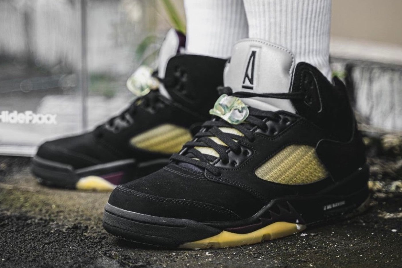 An On-Foot Look at the A Ma Maniére x Air Jordan 5 "Black"