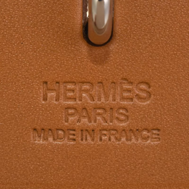 Le sales cuir hermes