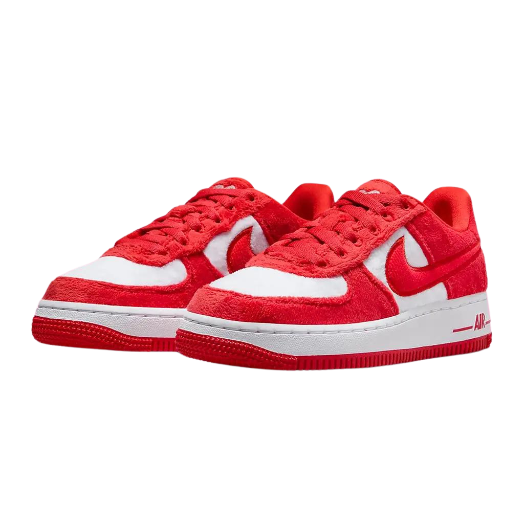NIKE AIR FORCE 1 LOW VALENTINE'S DAY FLEECE (2024) (GS)