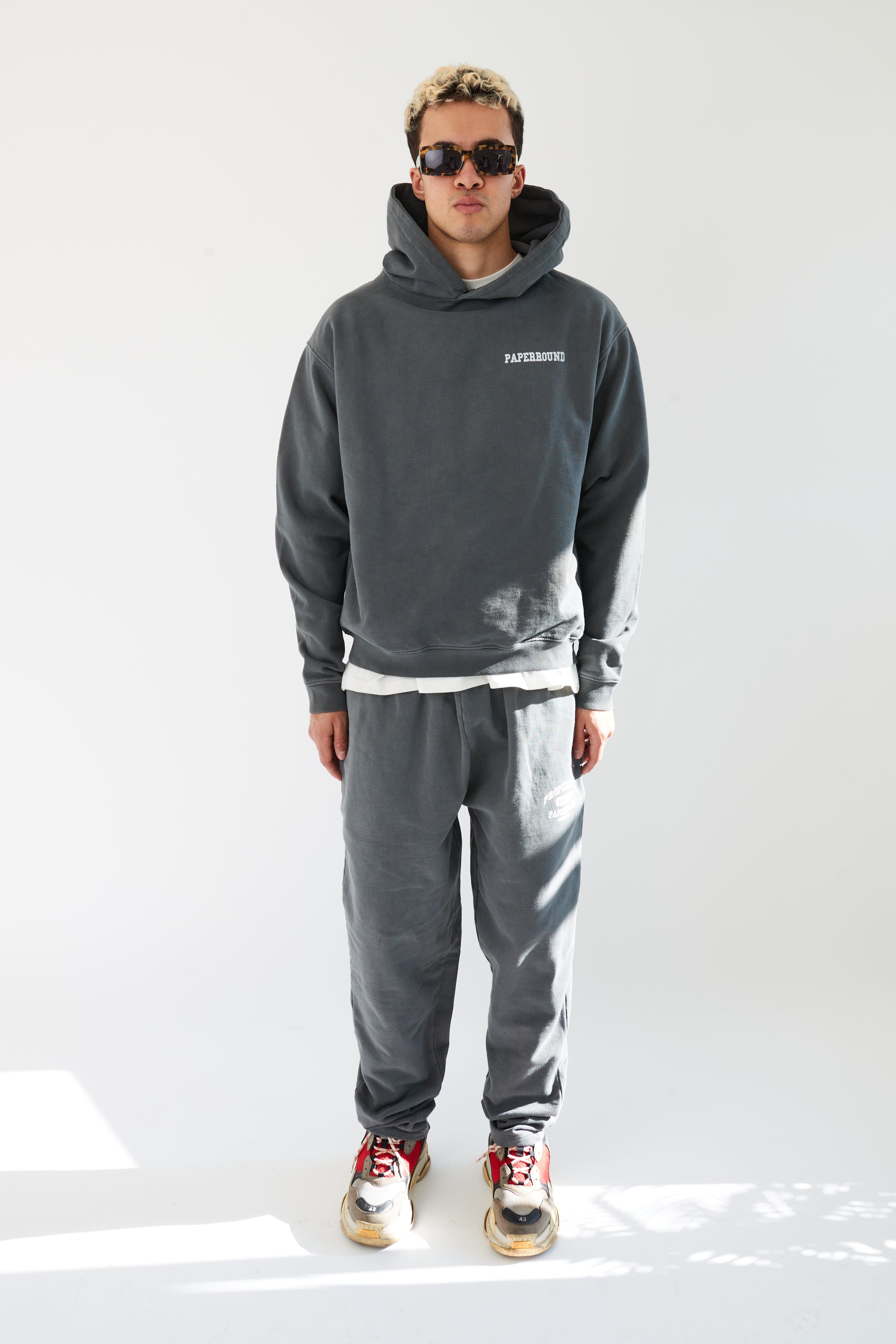 PAPER ROUND JOGGERS  - VINTAGE GREY PROPERTY OF PAPERROUND (TAPERED)
