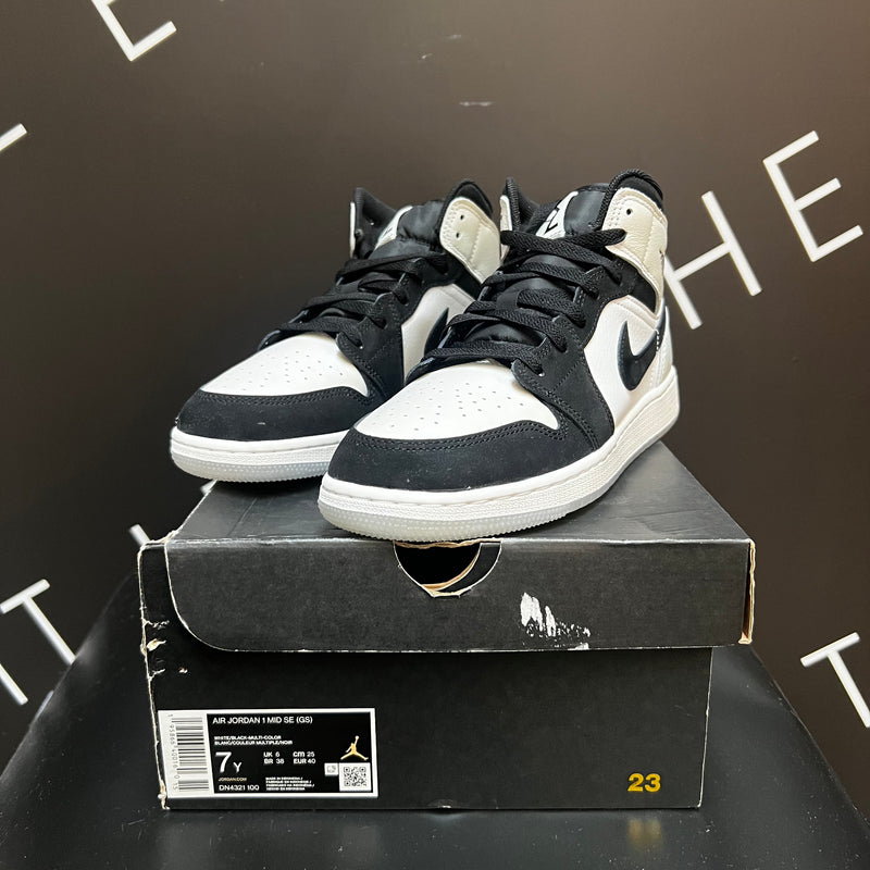 EX-DISPLAY - JORDAN 1 MID DIAMOND SHORTS (GS)