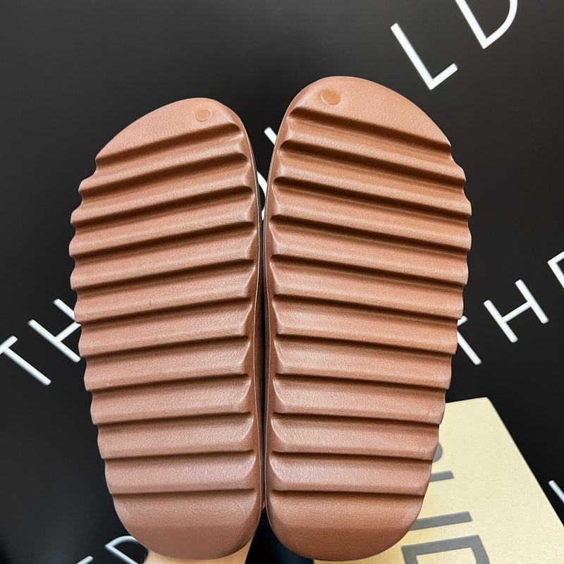 EX-DISPLAY - ADIDAS YEEZY SLIDE FLAX