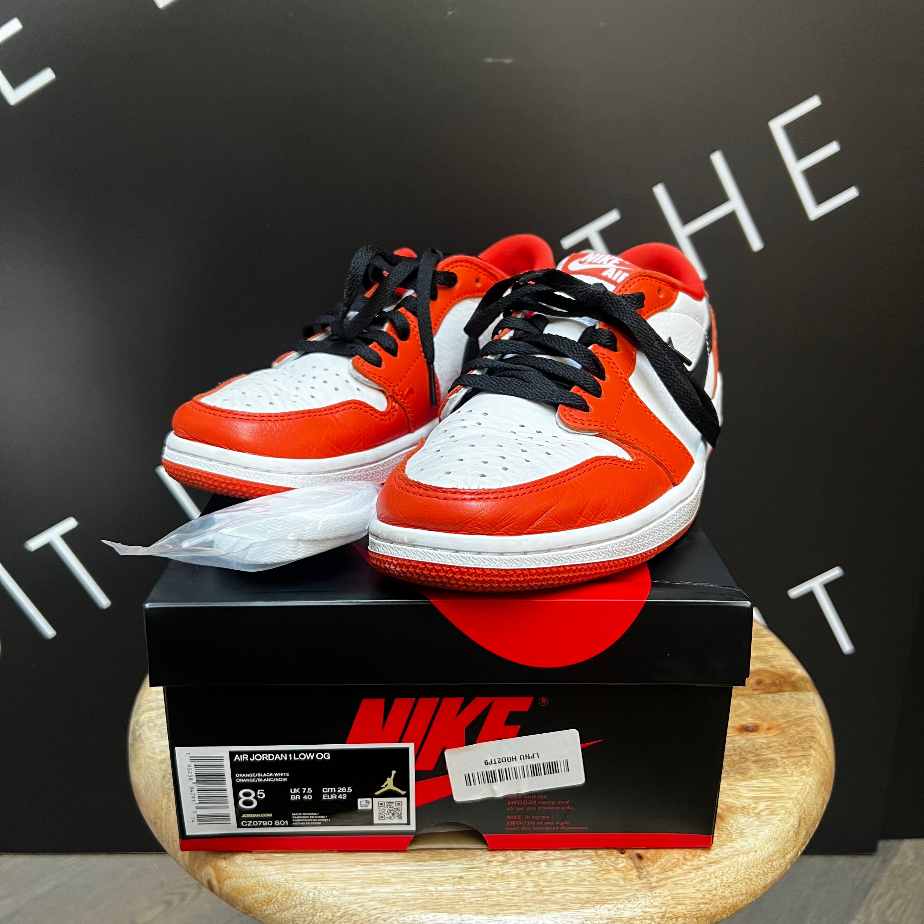 Jordan 1 orange et noir hotsell
