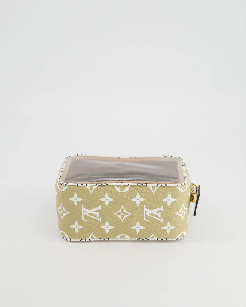 Louis Vuitton Khaki/White Monogram Giant Canvas Beach Pouch Bag