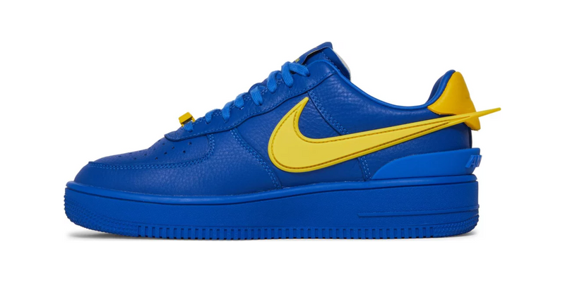 LOUIS VUITTON NIKE AIR FORCE 1 LOW BLANCO AZUL REAL - The Edit LDN