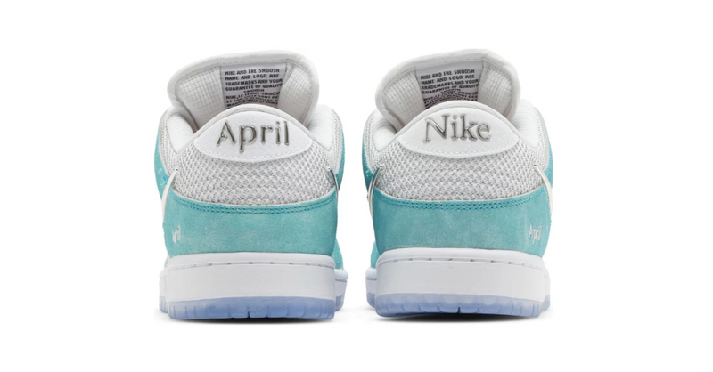 NIKE SB DUNK LOW APRIL SKATEBOARDS