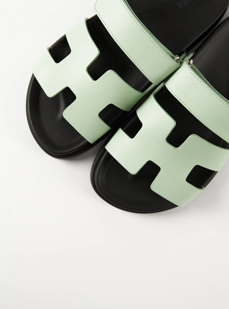 HERMÈS CHYPRE SANDALS EPSOM (VERT JADE)