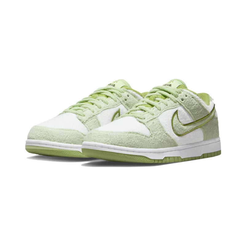 NIKE DUNK LOW SE FLEECE PACK HONEYDEW (W)