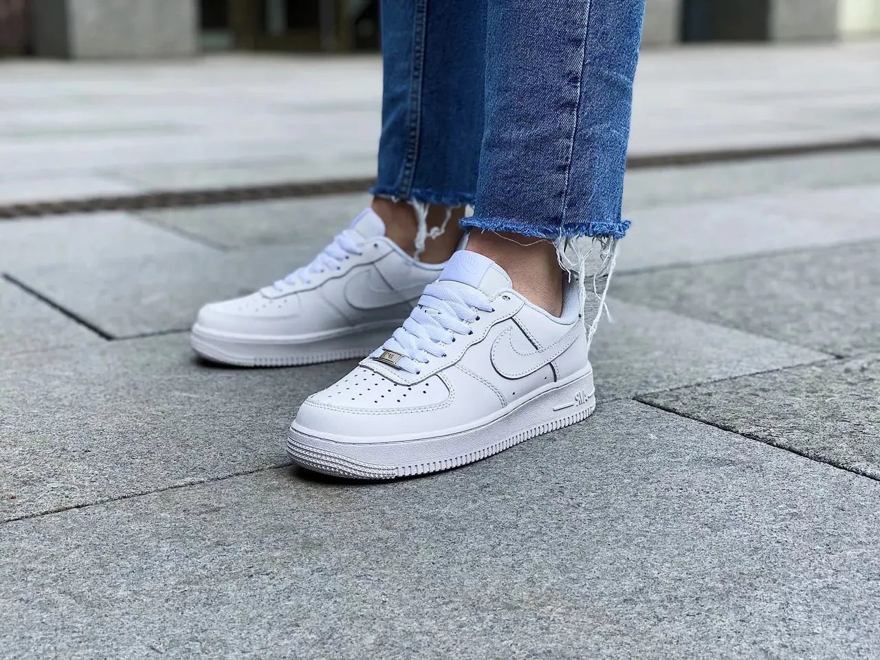 NIKE AIR FORCE 1 LOW 07 WHITE