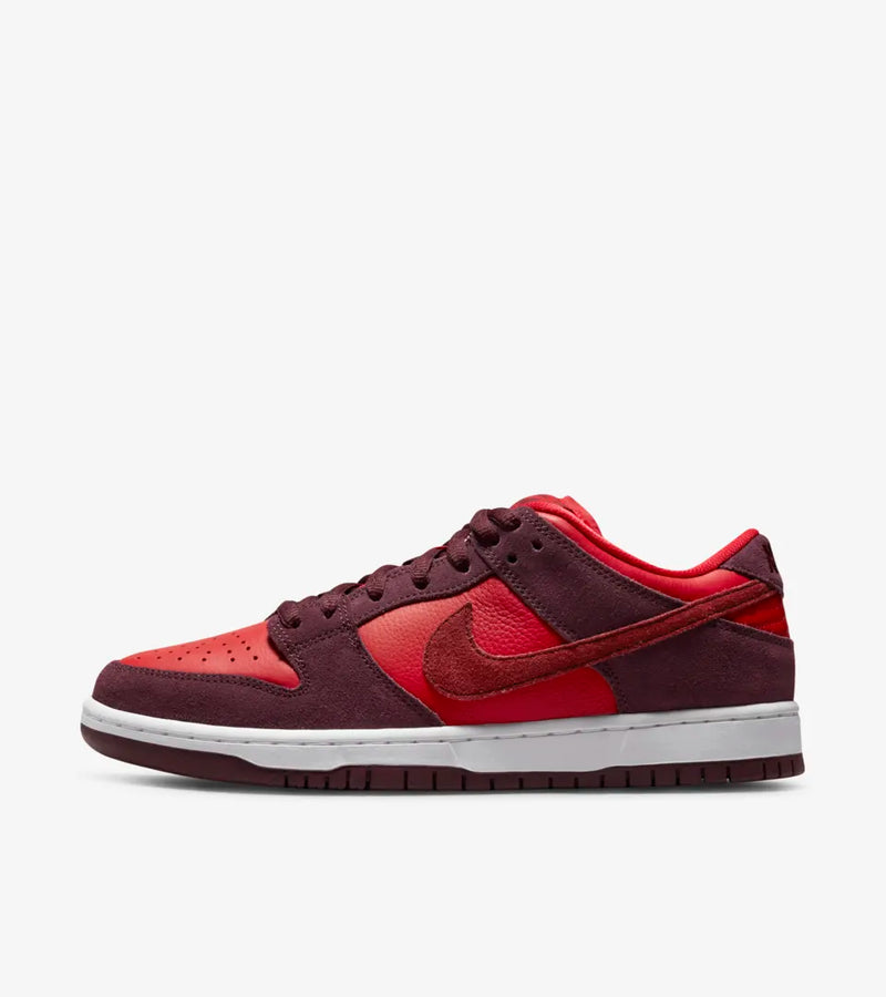 NIKE SB DUNK LOW FRUIT PACK CHERRY