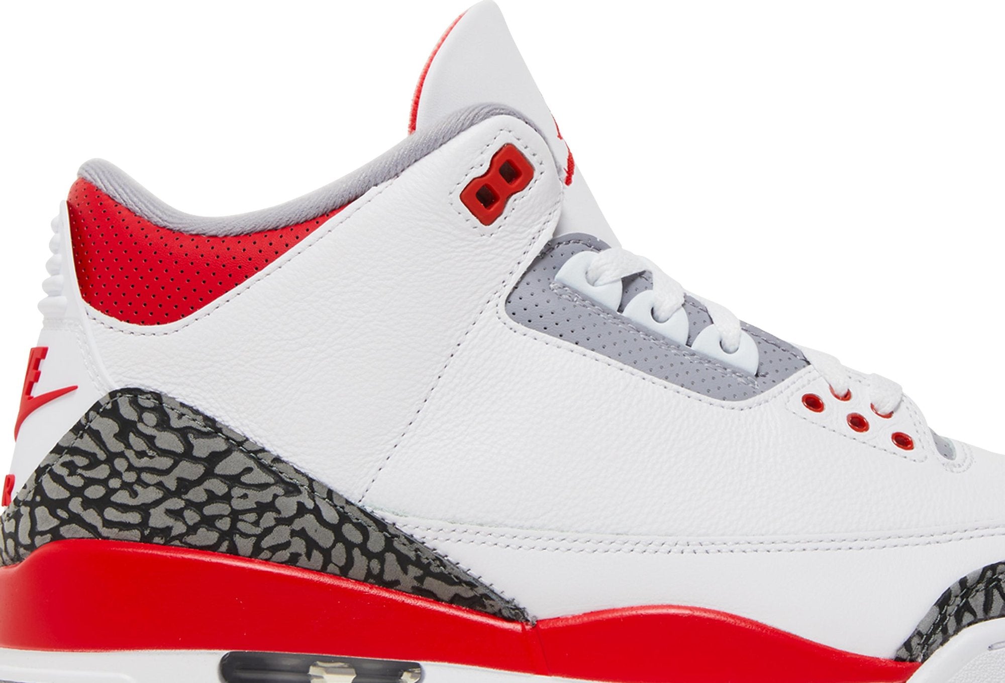 JORDAN 3 RETRO FIRE RED (2022)