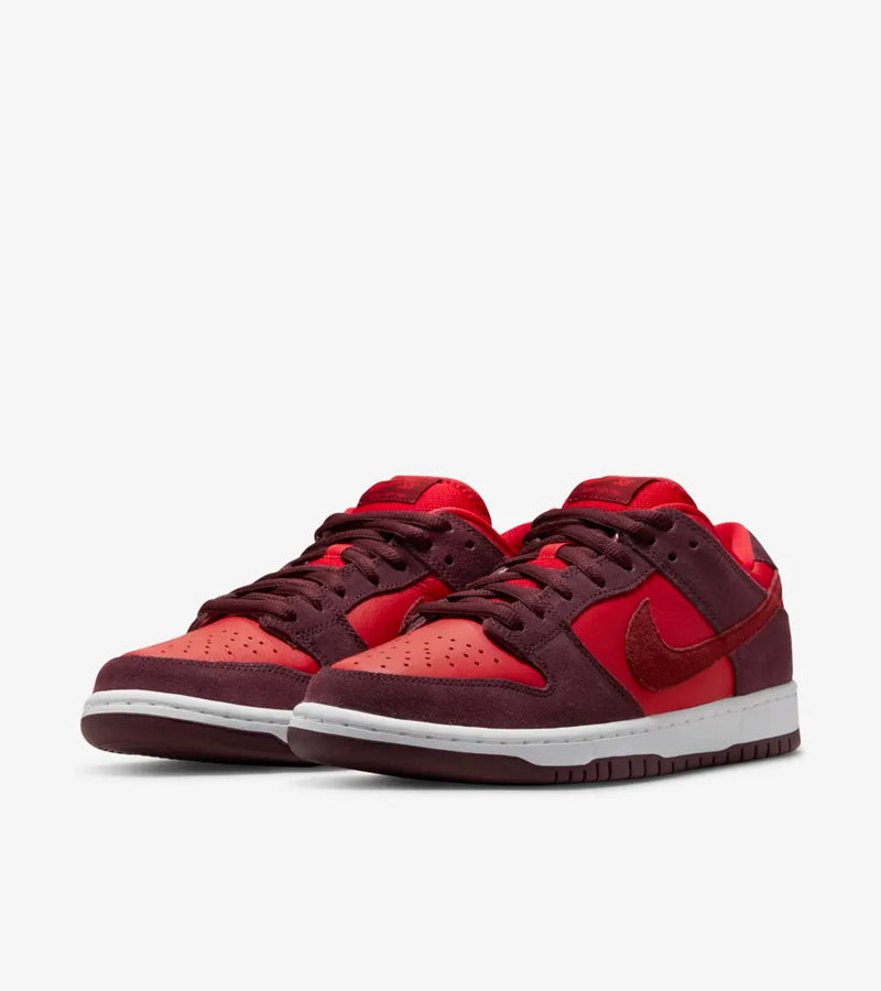 NIKE SB DUNK LOW FRUIT PACK CHERRY