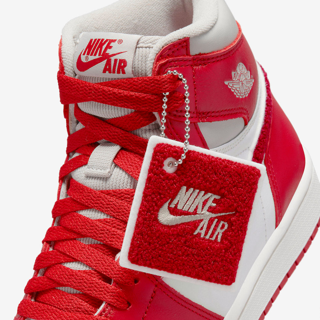 jordan retro 1 high og varsity red