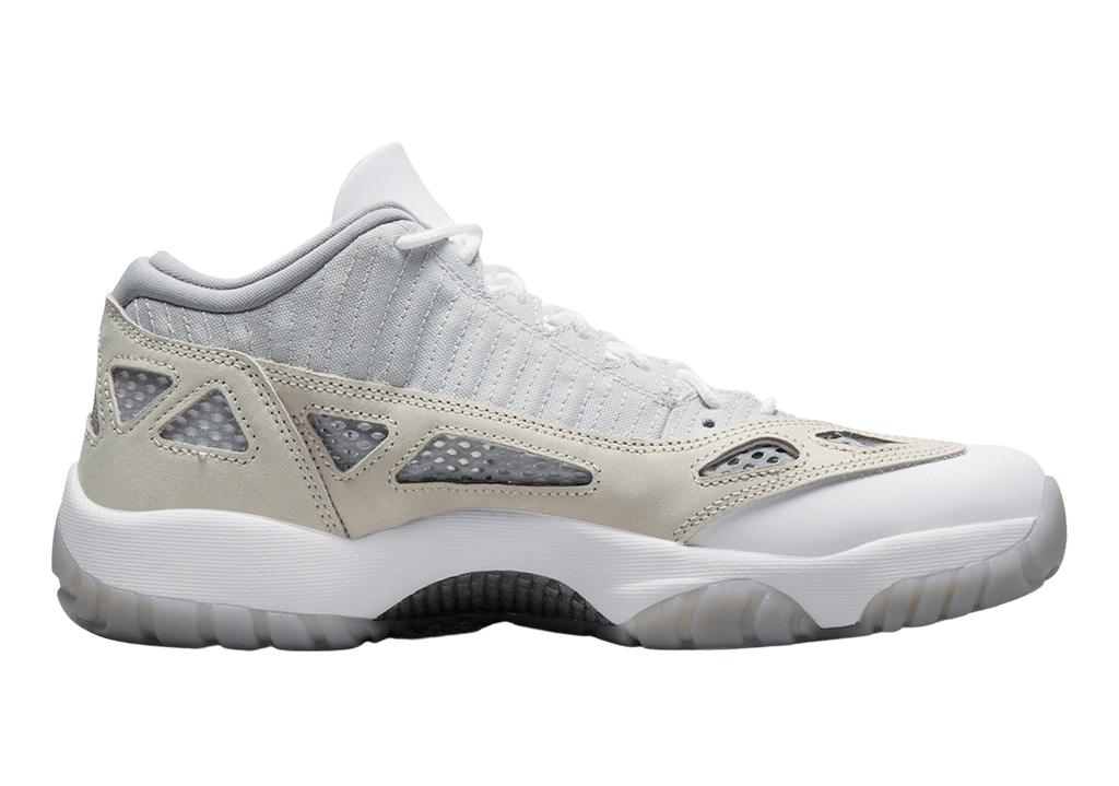 JORDAN 11 RETRO LOW IE HELLES OREWOOD BRAUN