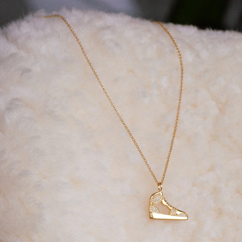 JORDAN PENDANT CHARM NECKLACE - The Edit LDN