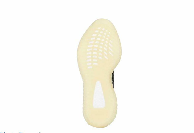 YEEZY BOOST 350 V2 CARBON - The Edit Man London Online