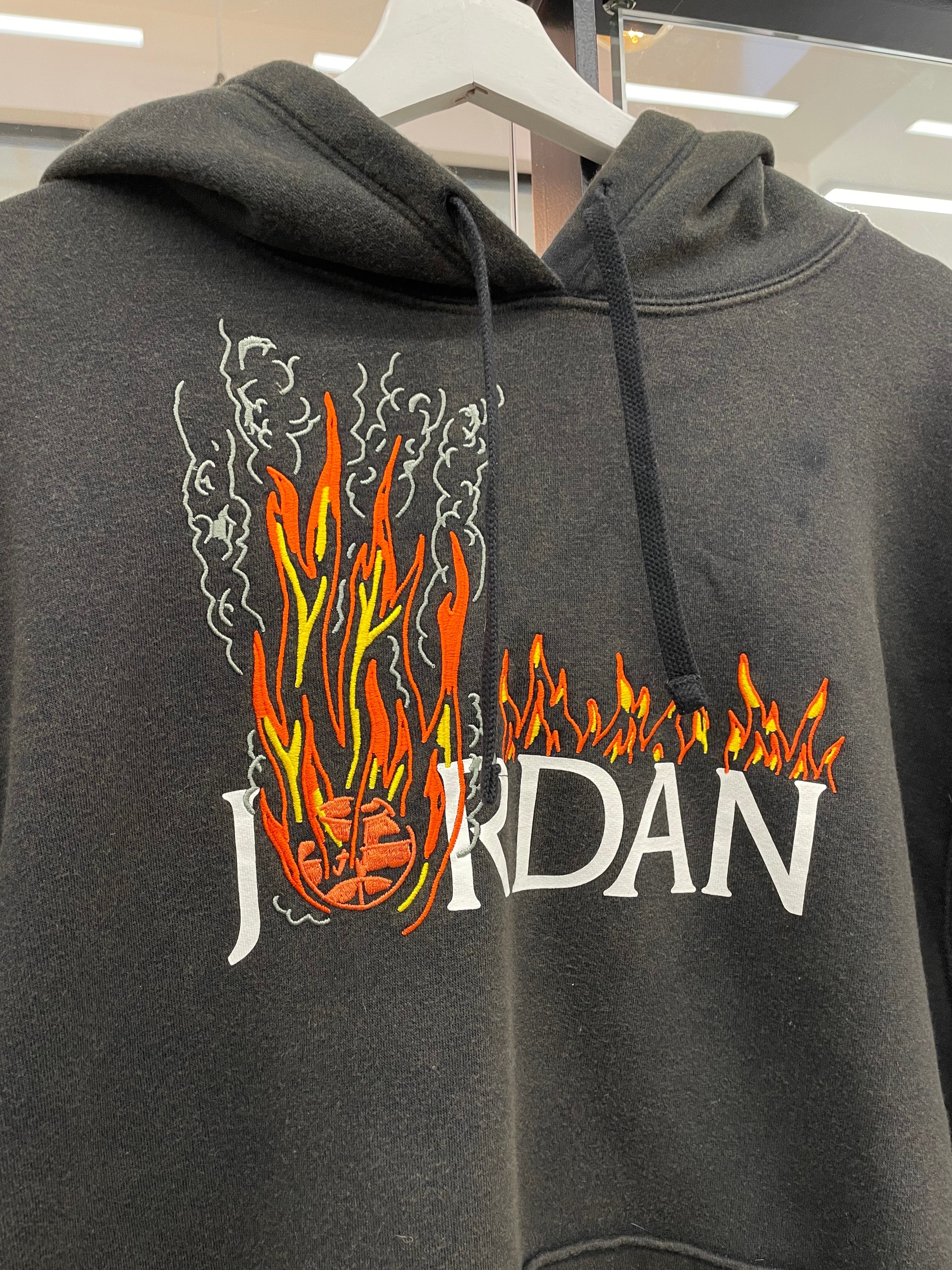 PRE LOVED - TRAVIS SCOTT MJ FLEECE HOODIE BLACK