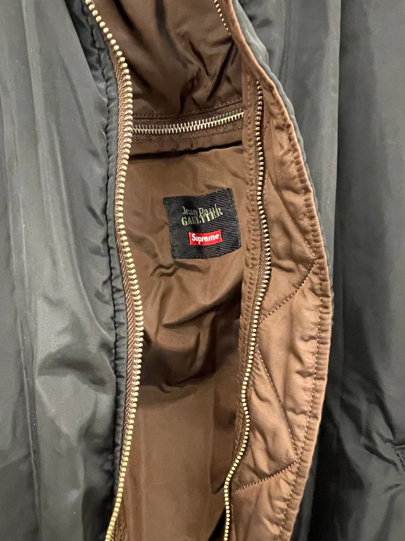 PRE LOVED - JEAN PAUL GAULTIER X SUPREME REVERSIBLE BACKPACK JACKET