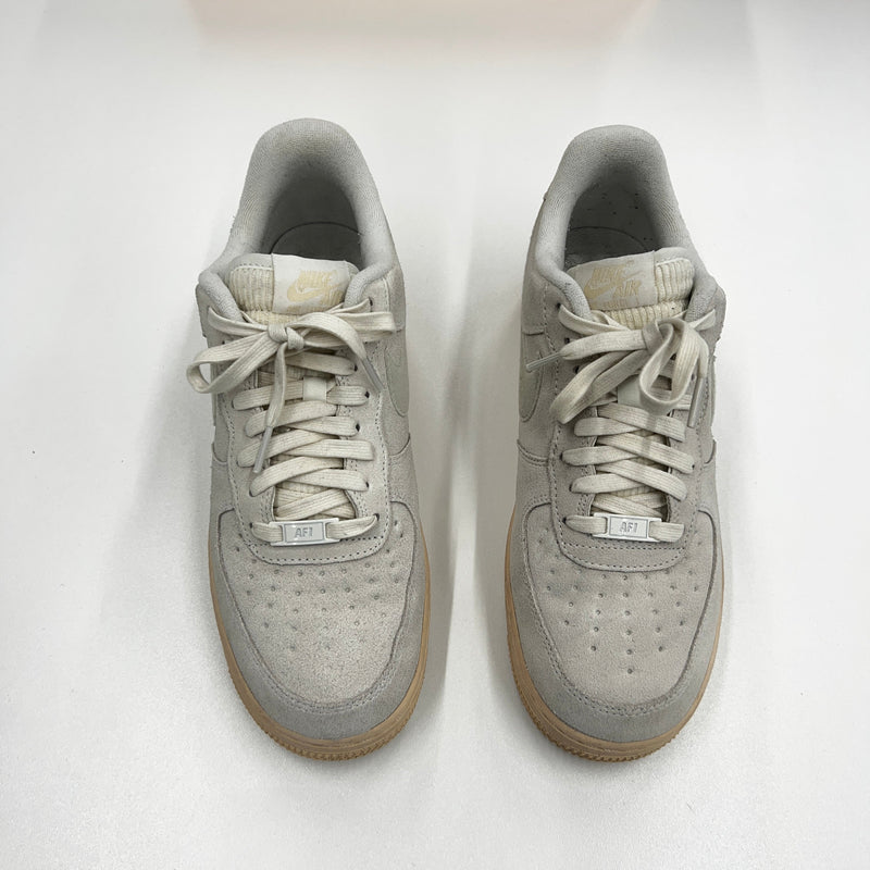 PRE LOVED - NIKE AIR FORCE 1 LOW WINTER PREMIUM SUMMIT WHITE SUEDE