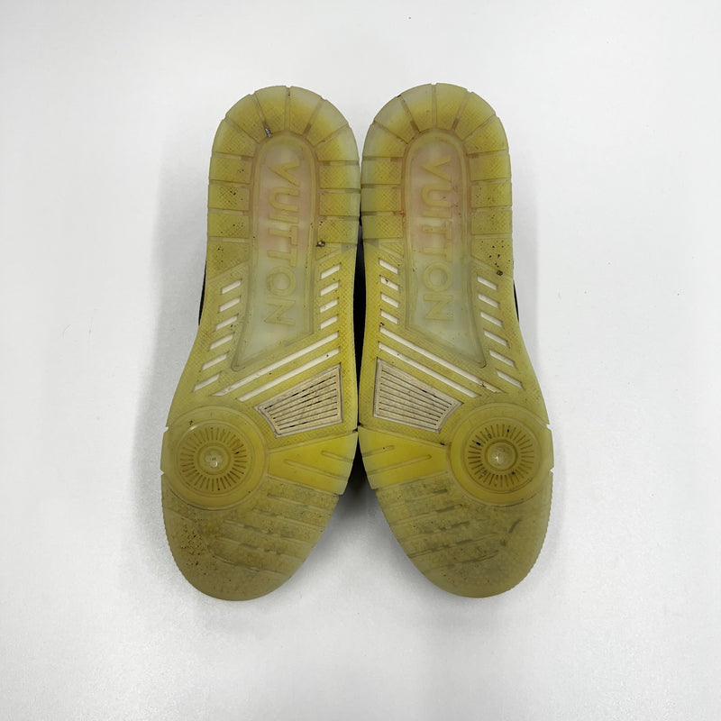 PRE-LOVED - LOUIS VUITTON MONOGRAM TRAINER BROWN