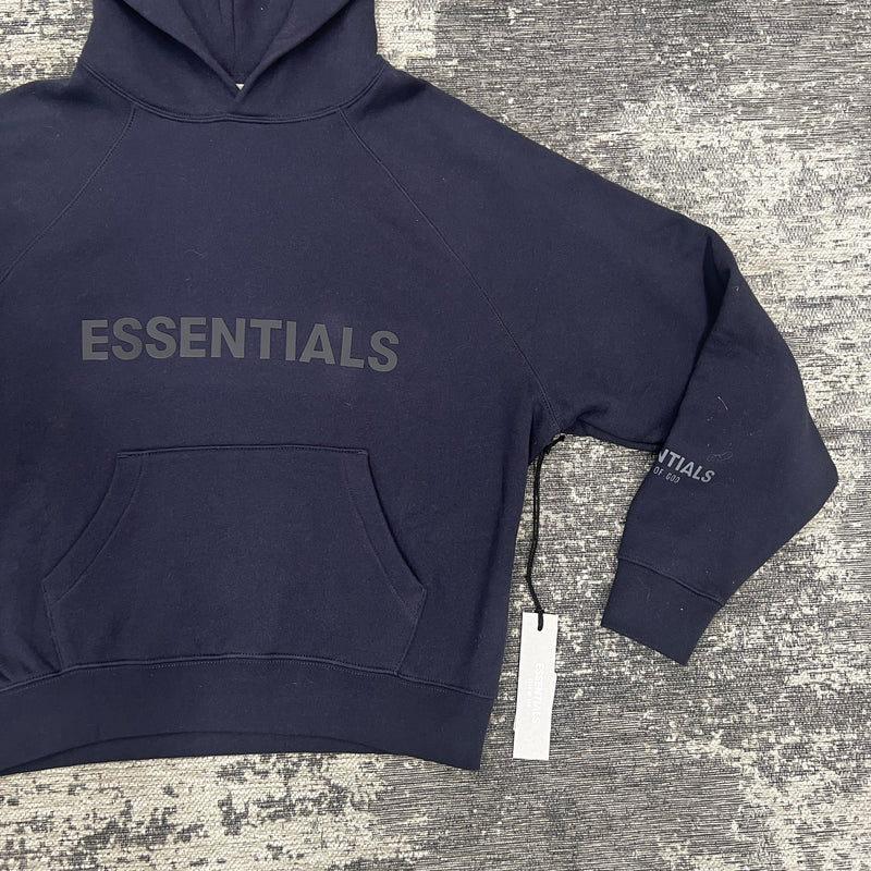 PRE LOVED - ESSENTIALS HOODIE BLACK