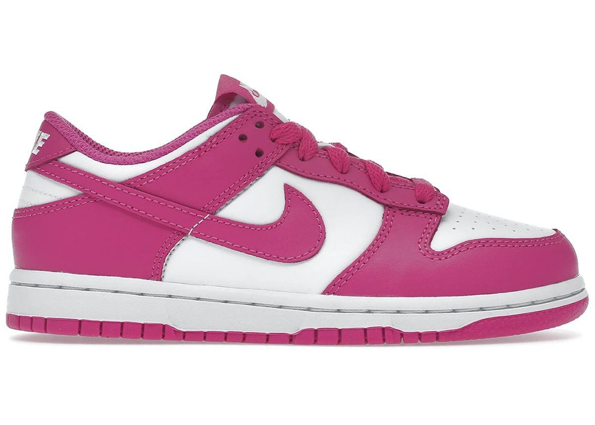 Cute best sale nikes 218