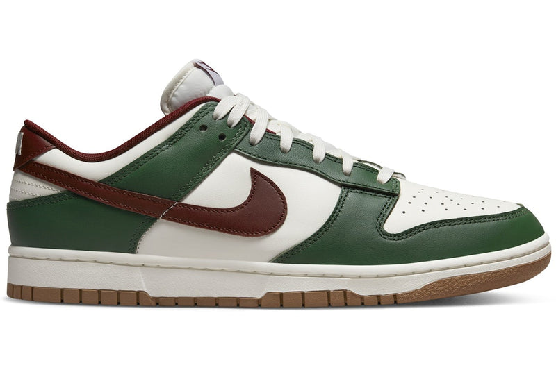 NIKE DUNK LOW GORGE GREEN