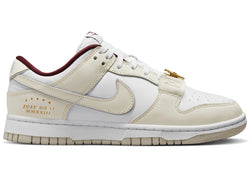 NIKE DUNK LOW SE JUST DO IT WHITE PHANTOM (W)