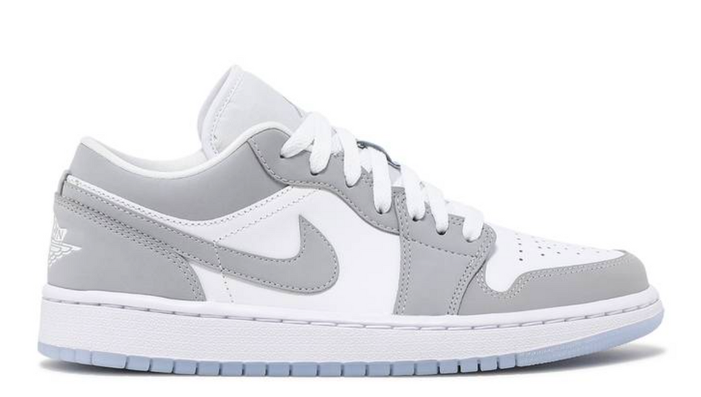 Air Jordan 1 Low Women's Shoes. Nike SG