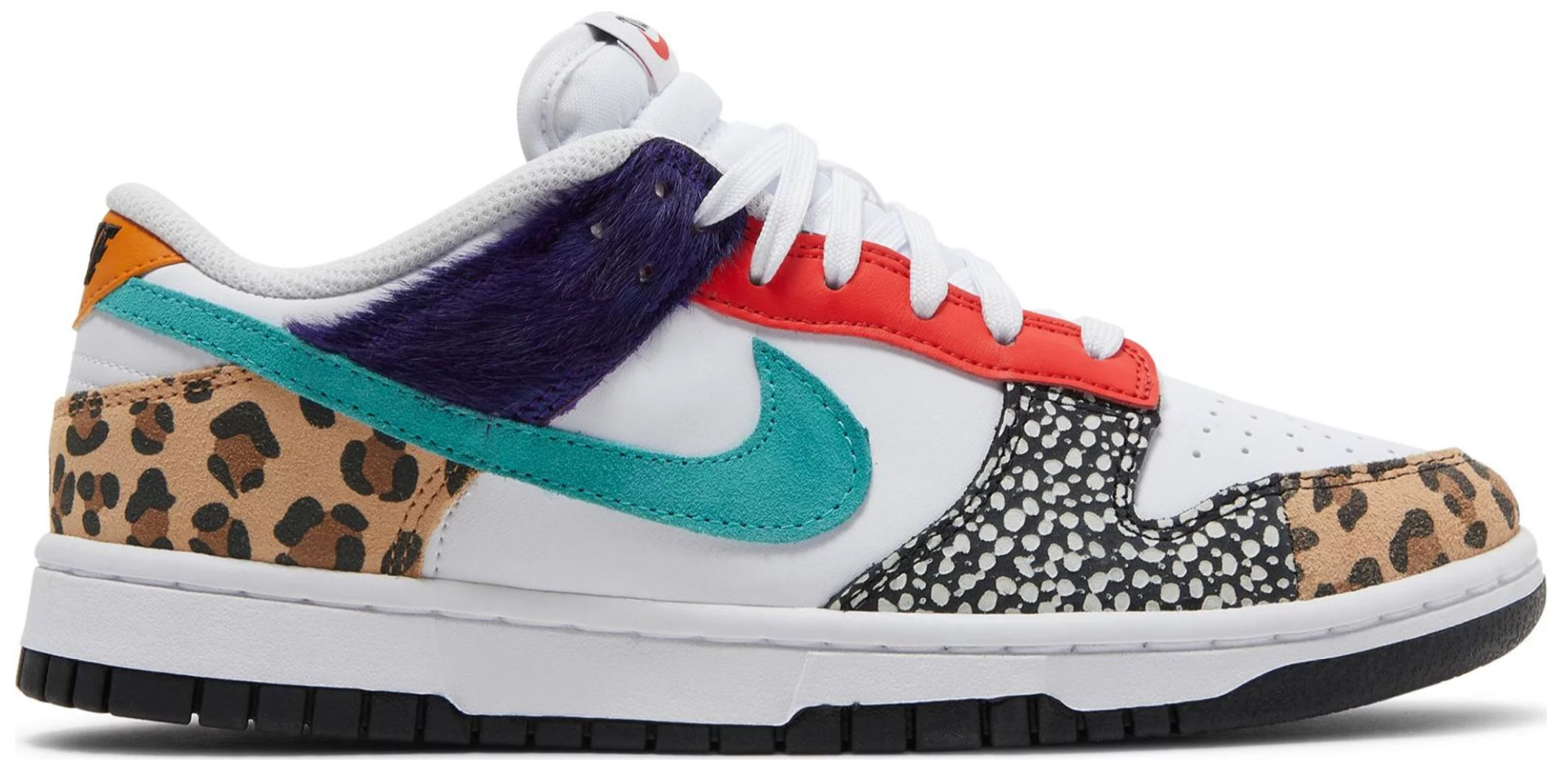 black pigeon nike sb on feet and ankle shoes sale