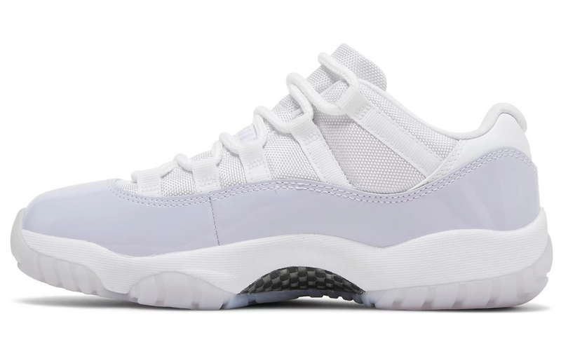 JORDAN 11 RETRO LOW PURE VIOLET (W)