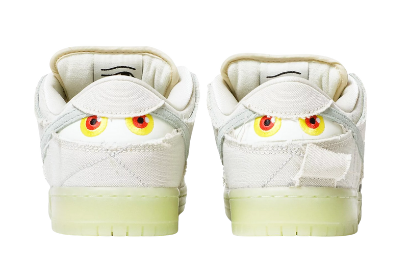 NIKE DUNK LOW MUMIE