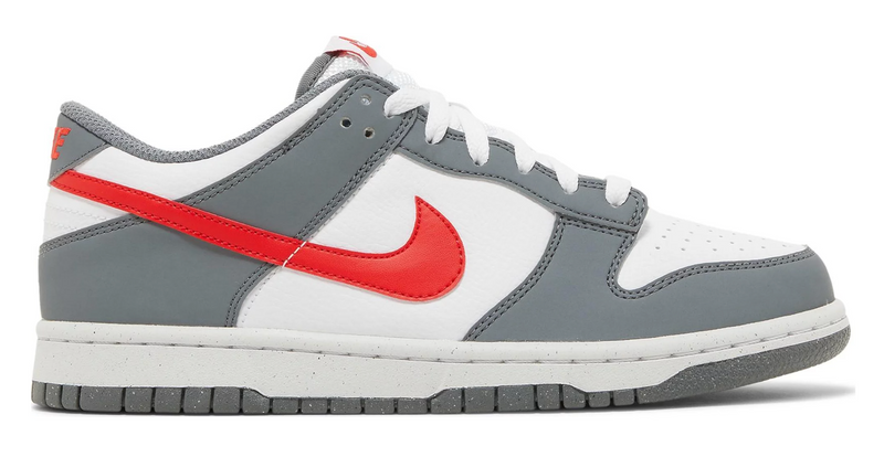 NIKE DUNK LOW NEXT NATURE SMOKE GREY LIGHT CRIMSON (GS)