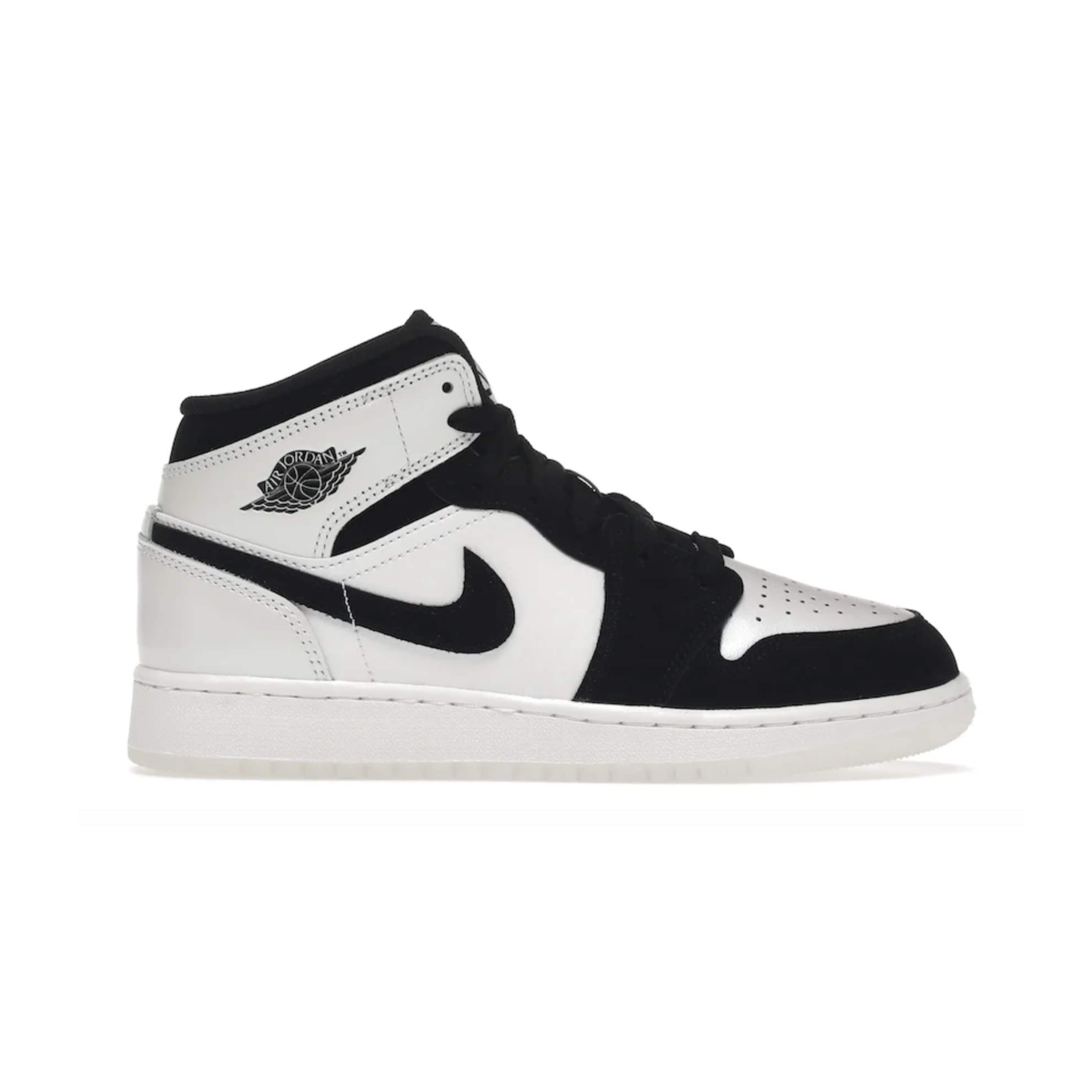 Aj1 2025 with shorts