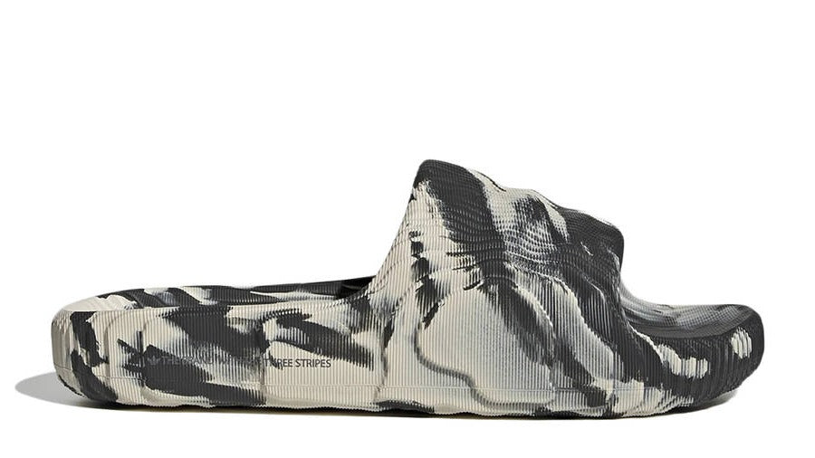Adidas adilette camo 2025