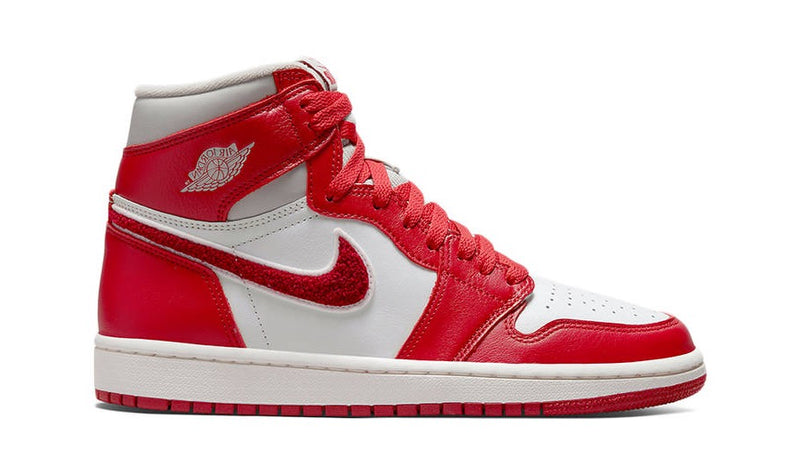 JORDAN 1 RETRO HIGH OG VARSITY RED (W)