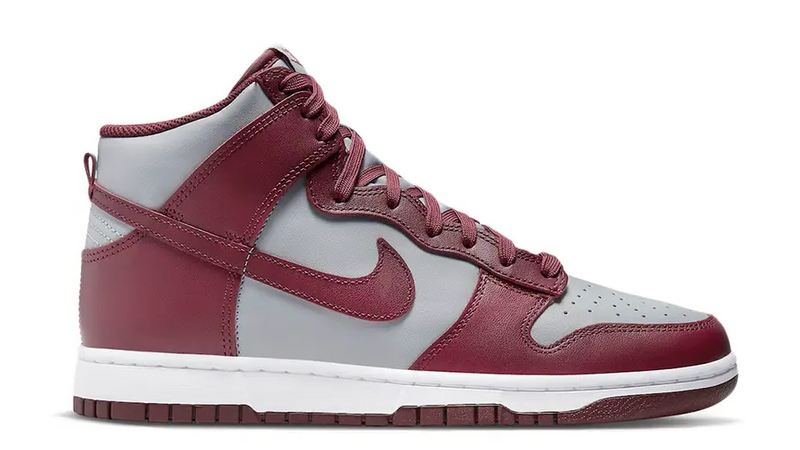 NIKE DUNK HIGH OSCURO REMOLACHA
