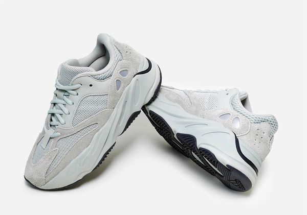 Yeezy 700 online boost salt