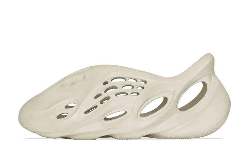 YEEZY FOAM RUNNER SAND - The Edit Man London 